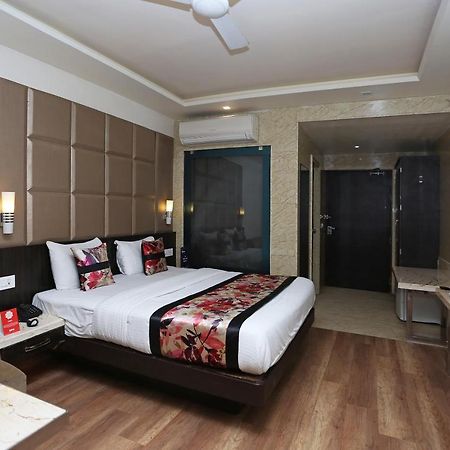 Hotel Deep Kanpur Dış mekan fotoğraf