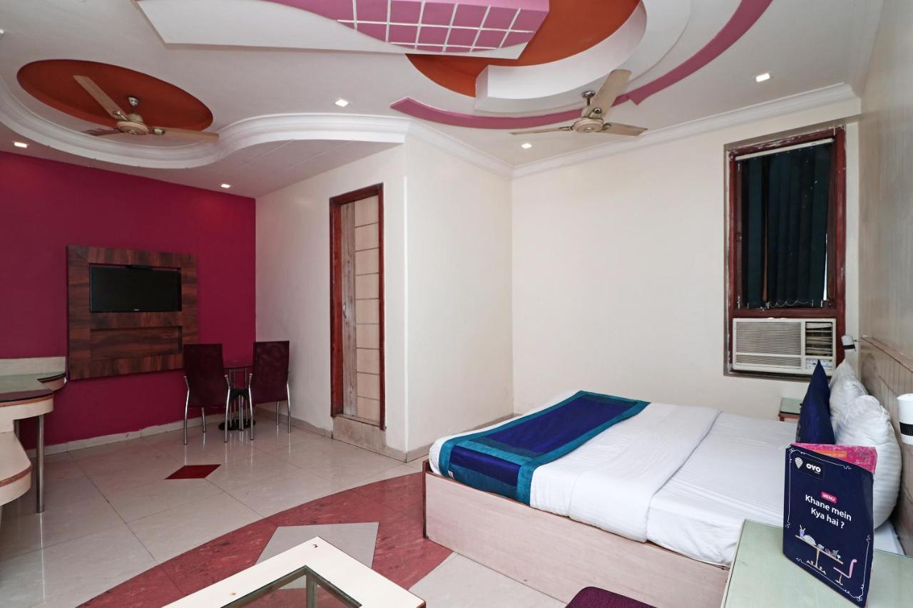 Hotel Deep Kanpur Dış mekan fotoğraf