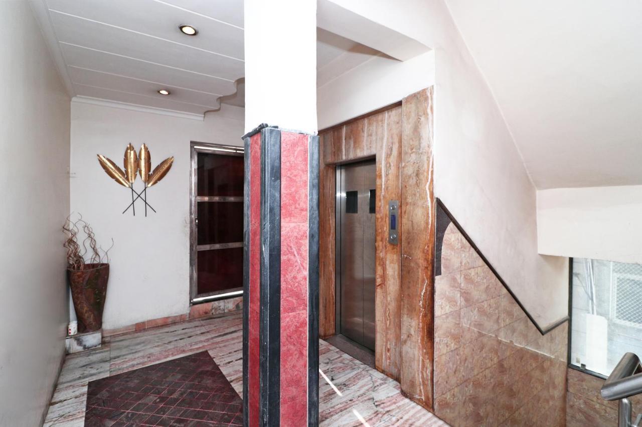 Hotel Deep Kanpur Dış mekan fotoğraf