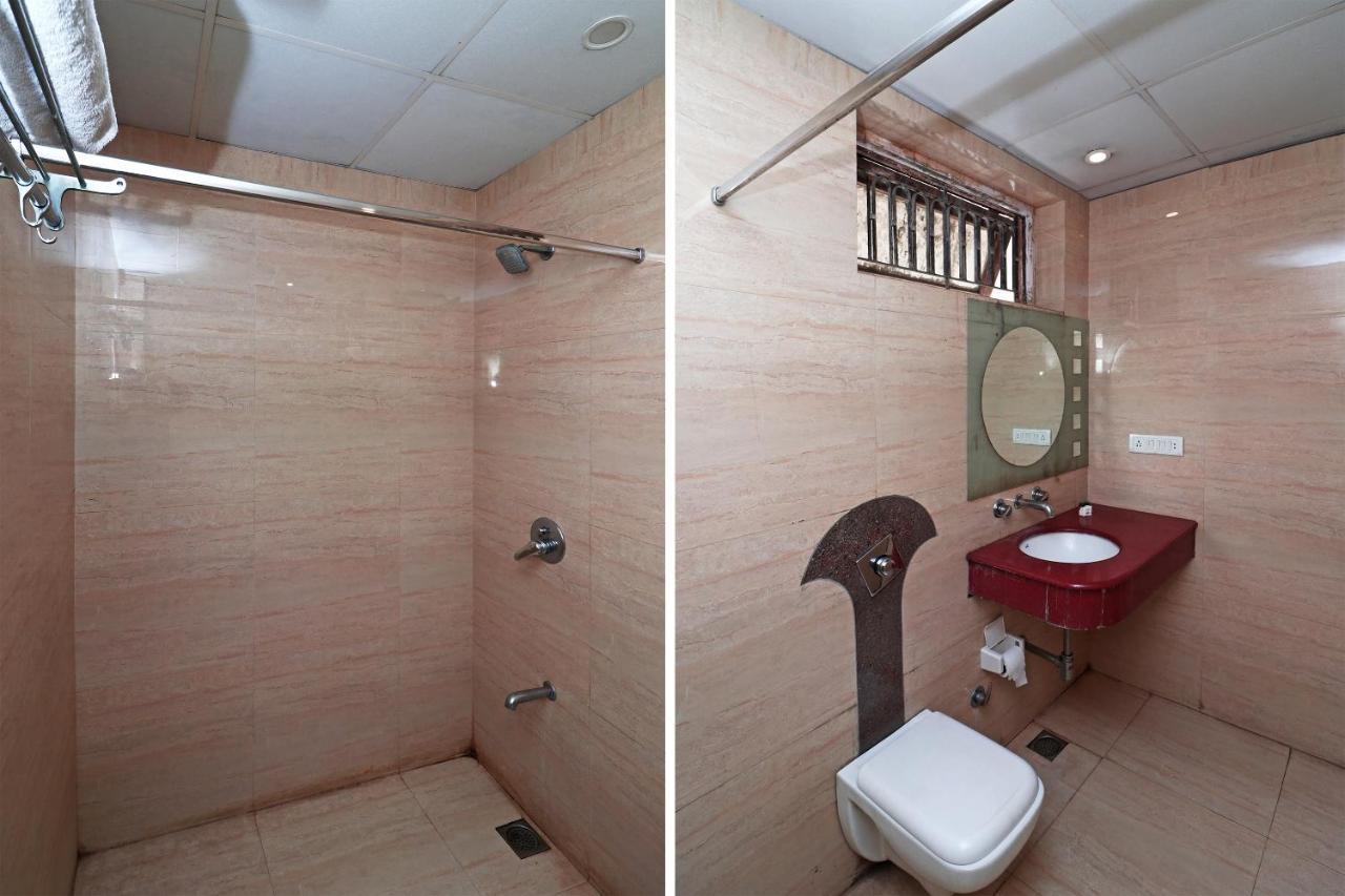Hotel Deep Kanpur Dış mekan fotoğraf