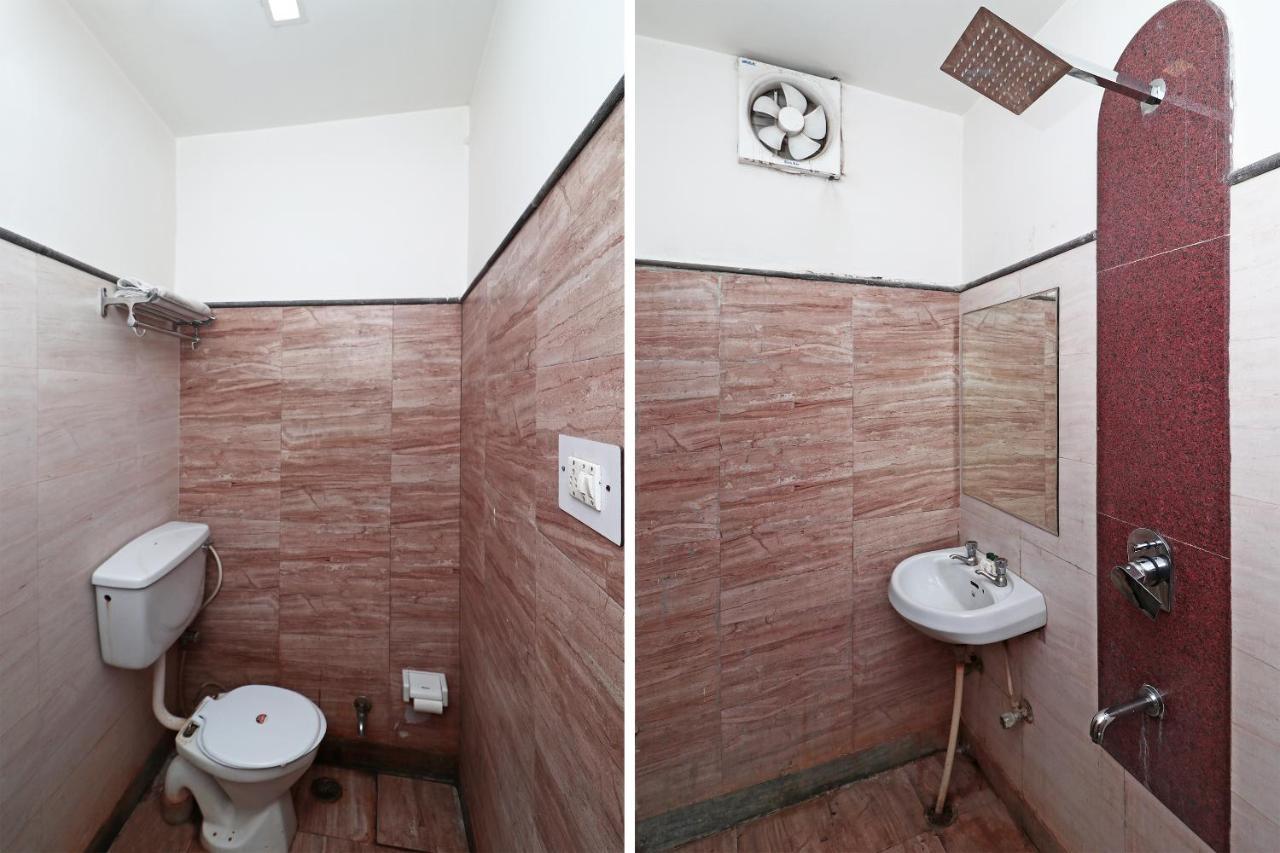 Hotel Deep Kanpur Dış mekan fotoğraf