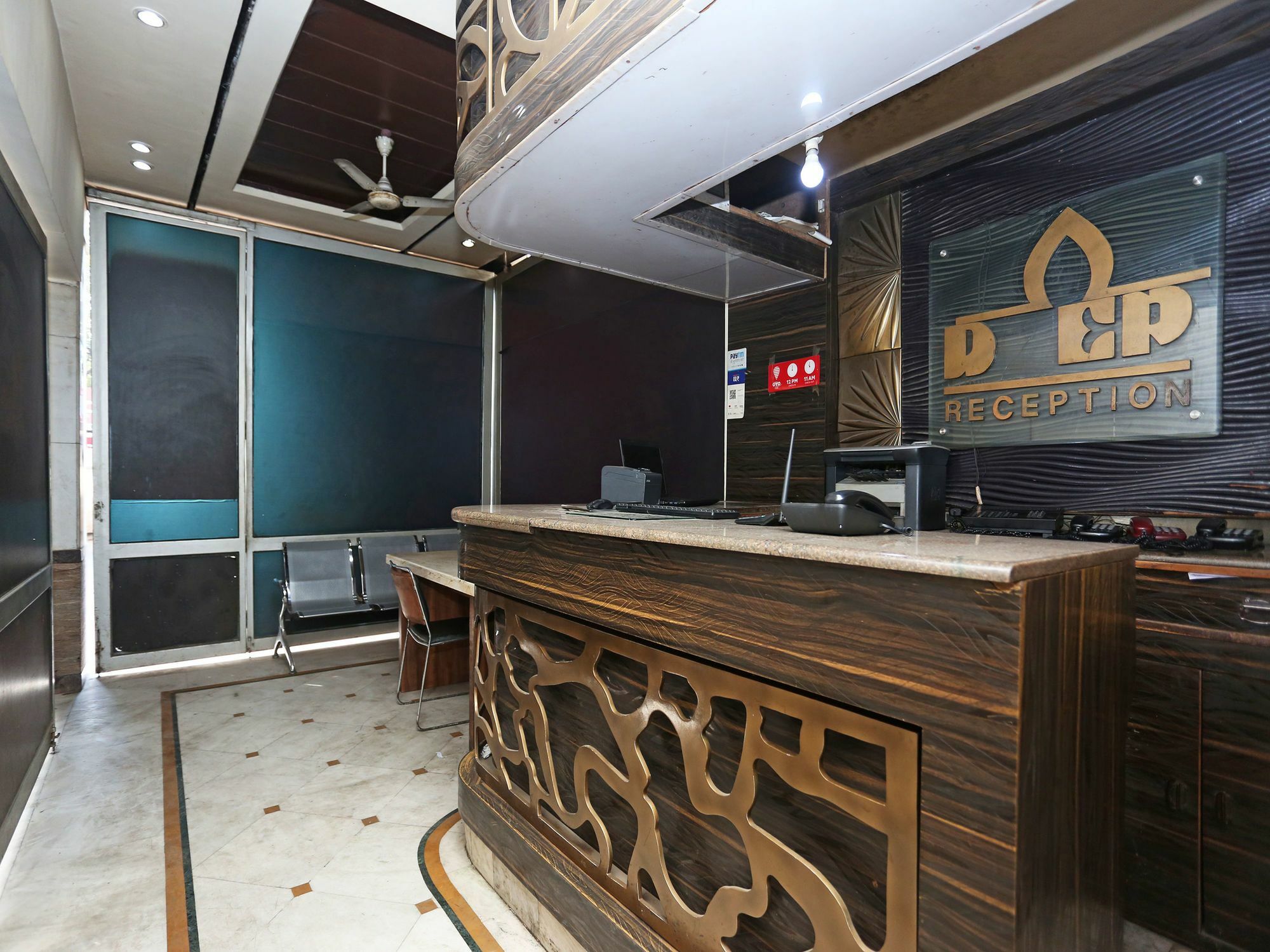 Hotel Deep Kanpur Dış mekan fotoğraf